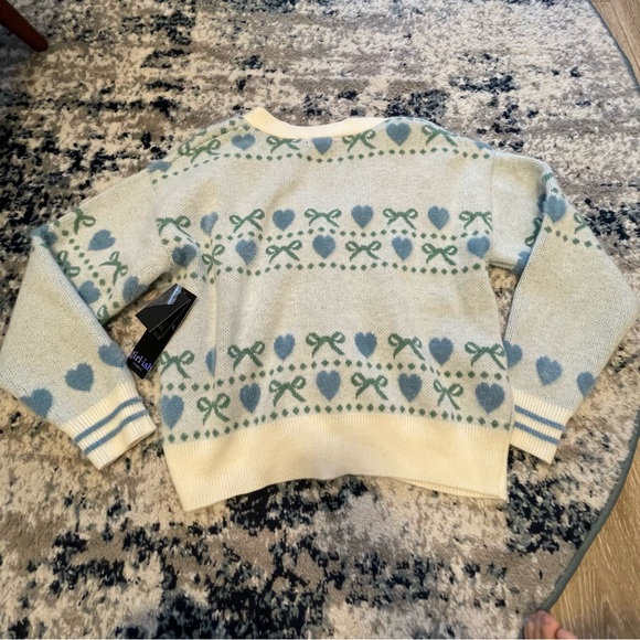 Cardigan - Picture 2 of 7